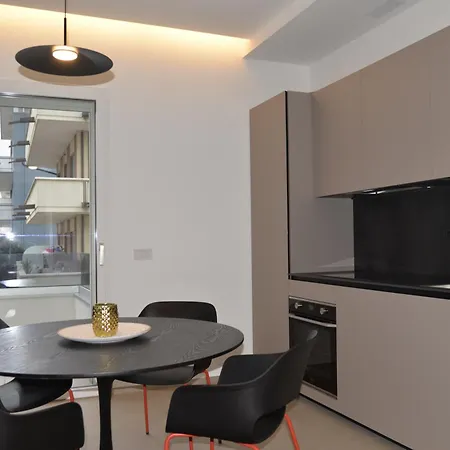Sirena Design Apartman *